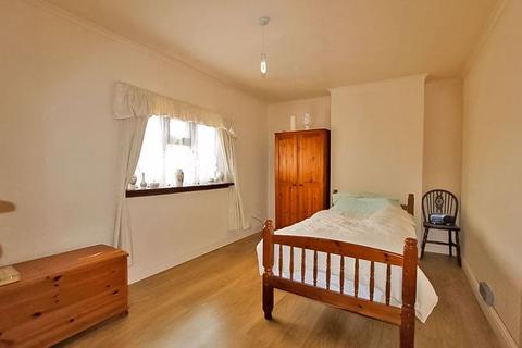 25 Brook Road, Willenhall, WV13 3UH