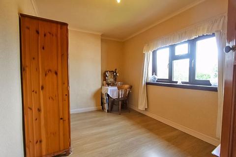 25 Brook Road, Willenhall, WV13 3UH