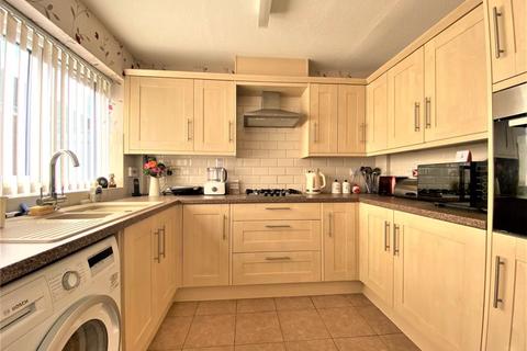 46 Cherrington Drive, Walsall, WS6 6NE