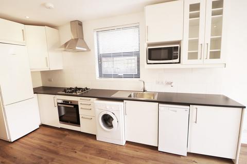 2 bedroom maisonette to rent, Walpole Road, Colliers Wood, London, SW19