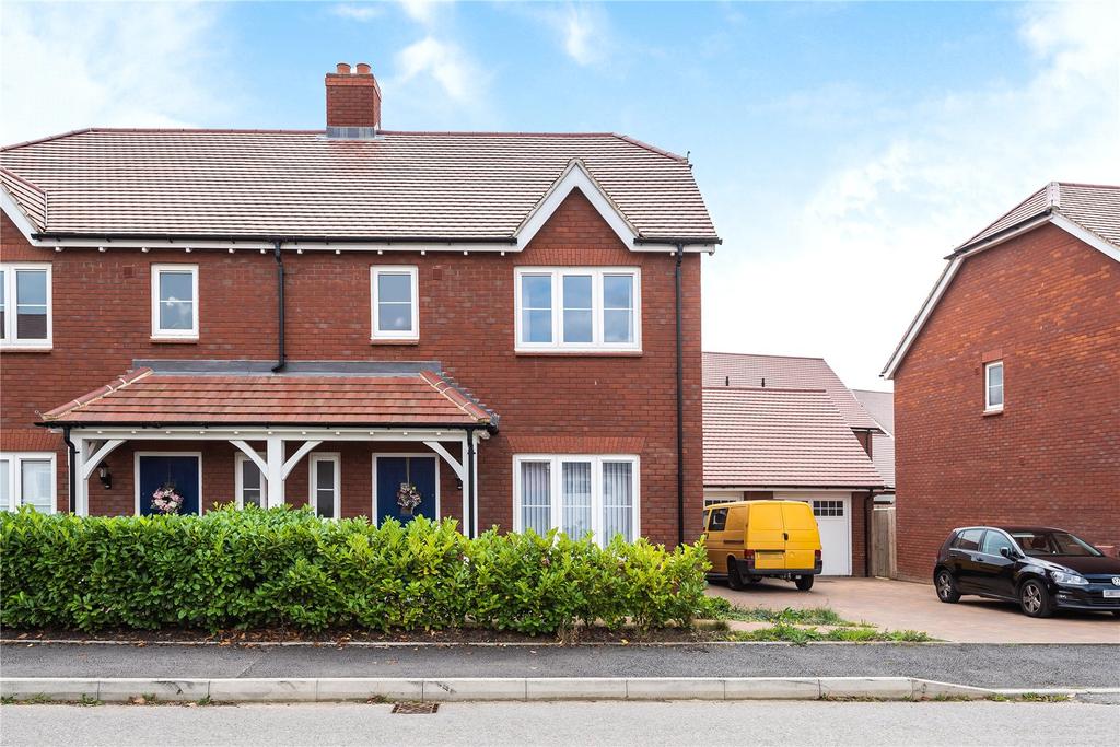 Dearle Road, Tadpole Garden Village, Swindon, SN25 3 bed semidetached
