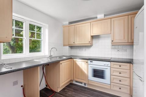 16 Colham Road, Uxbridge, UB8 3WQ