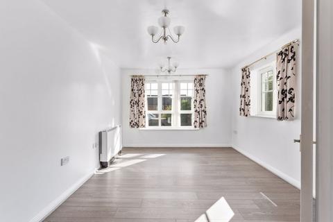 16 Colham Road, Uxbridge, UB8 3WQ