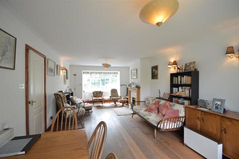 2 Longmynd Place, Church Stretton, SY6 6HX
