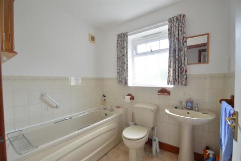 2 Longmynd Place, Church Stretton, SY6 6HX