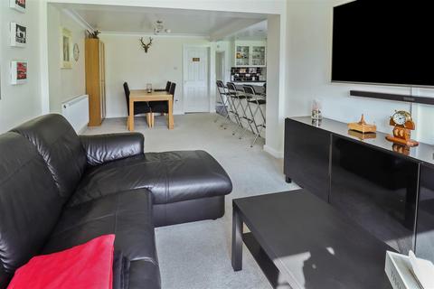 104 Copse Hill, Harlow, CM19 4PR