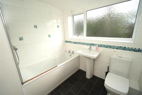 20 Harrison Crescent, Blackrod, Bolton, BL6 5EX