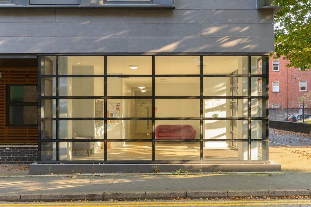 ESUOHMAHNEK71 - External D.jpg