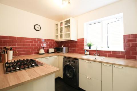 5 Ludford Close, Croydon, CR0 4BY