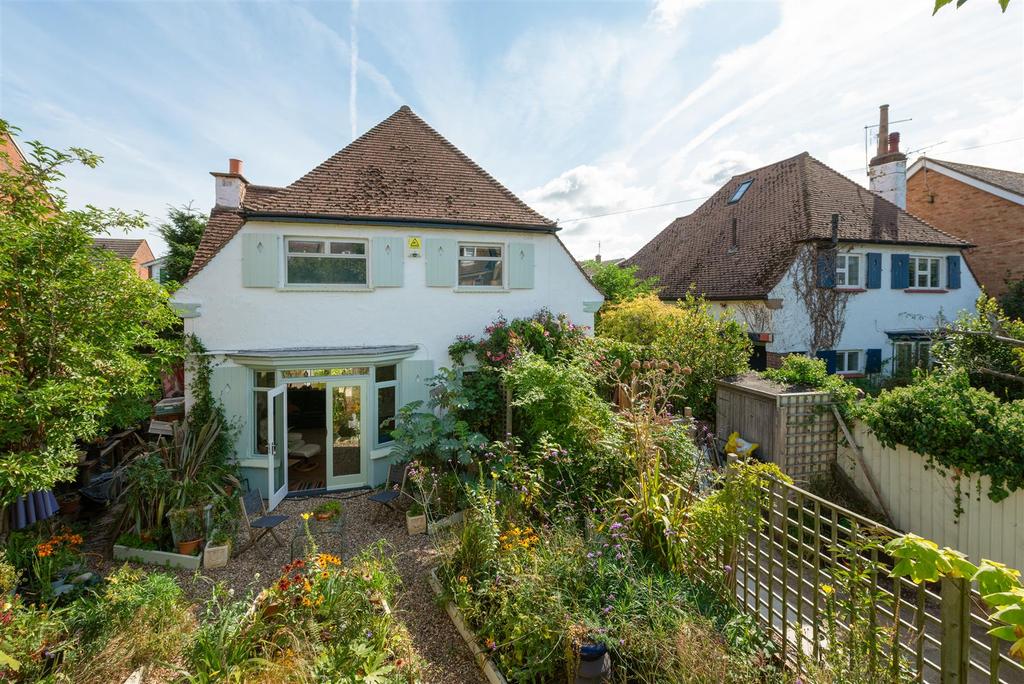 Cavendish Road, Herne Bay 3 bed detached house £459,950