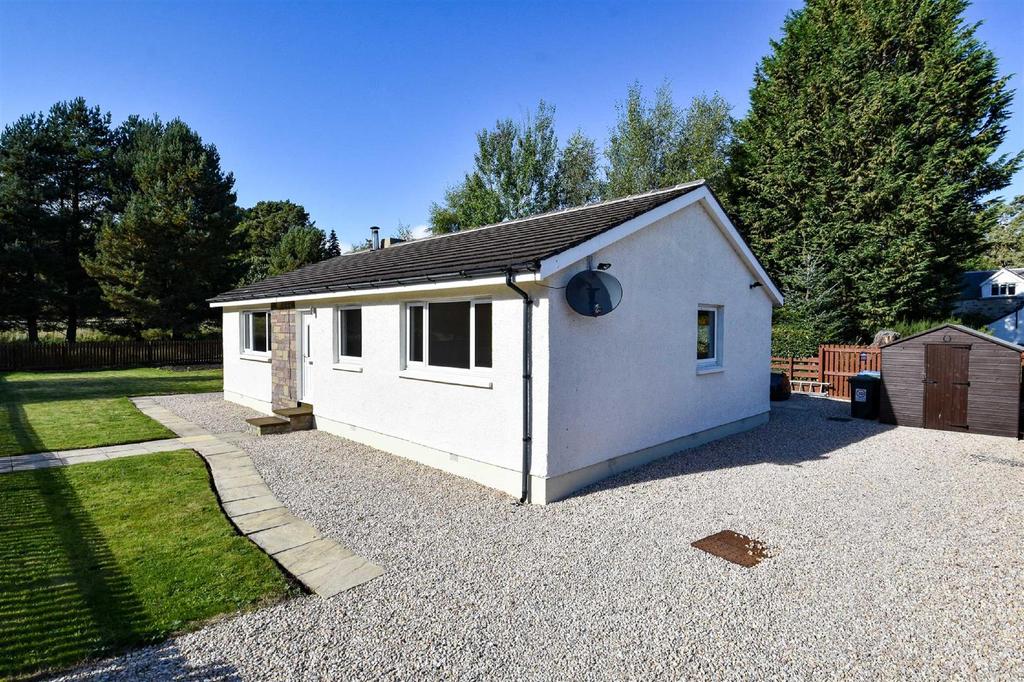 Glentor, School Place, Dulnain Bridge 3 bed detached bungalow