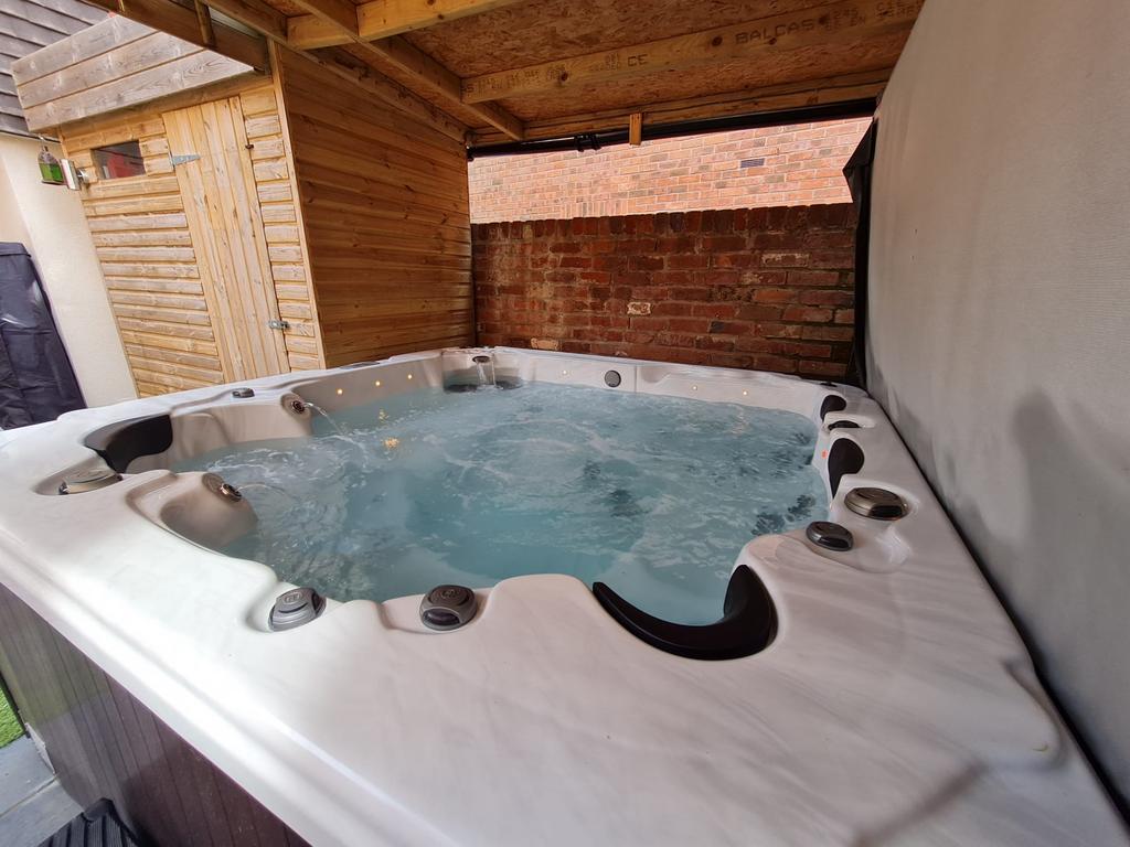 Hottub