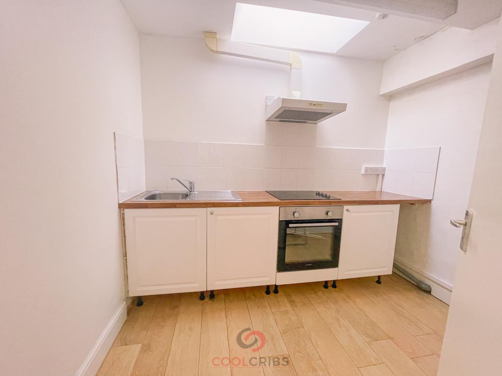 Apartment in London - View 5