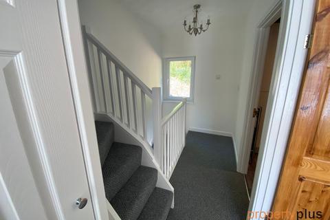 4 James Terrace, Tonypandy, CF40 1EG