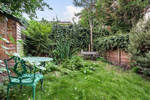 17 Grove Road, Acton, London, W3 6AW