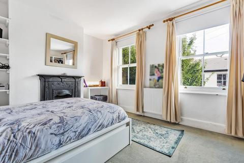 17 Grove Road, Acton, London, W3 6AW