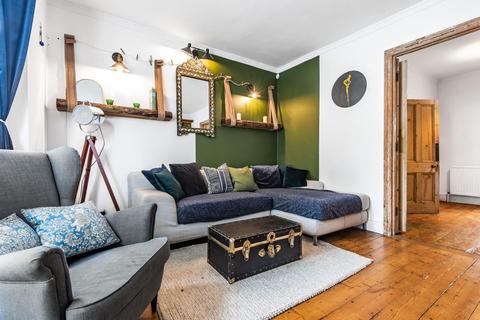 17 Grove Road, Acton, London, W3 6AW