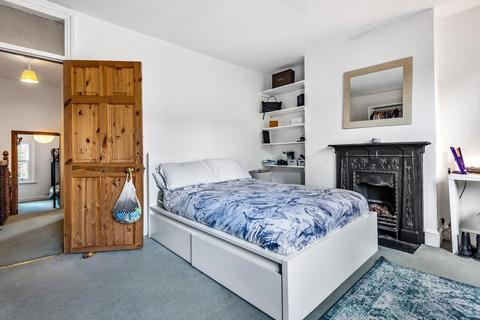 17 Grove Road, Acton, London, W3 6AW