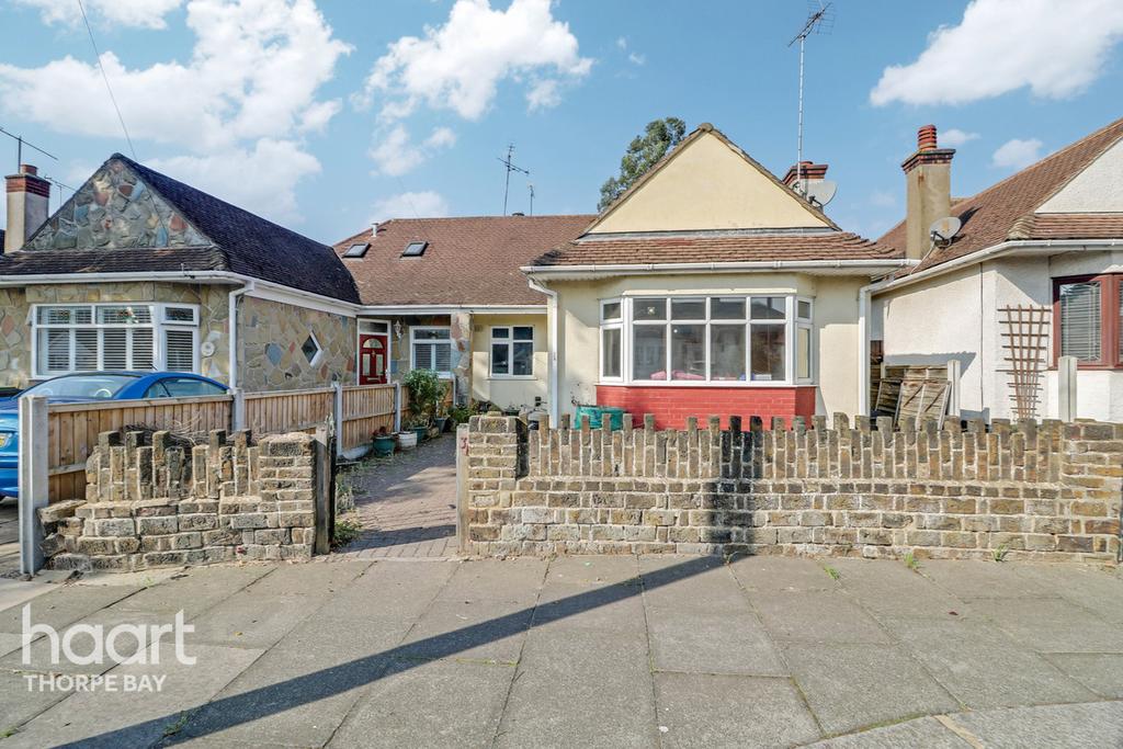 Lyndale Avenue, SouthendOnSea 3 bed bungalow £300,000