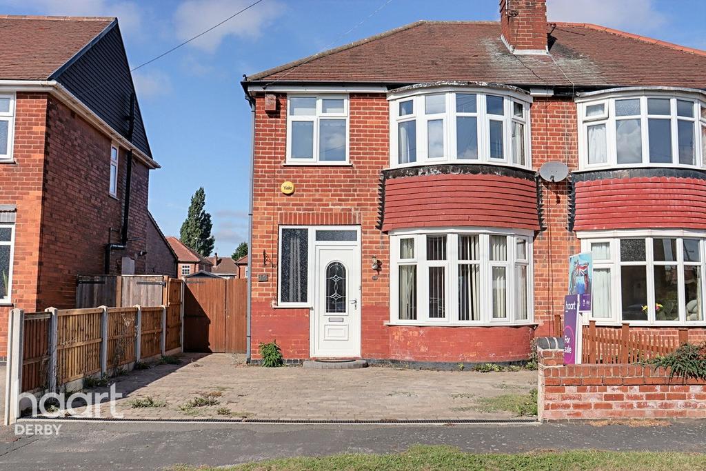 Franklyn Drive, Alvaston 3 bed semidetached house £195,000