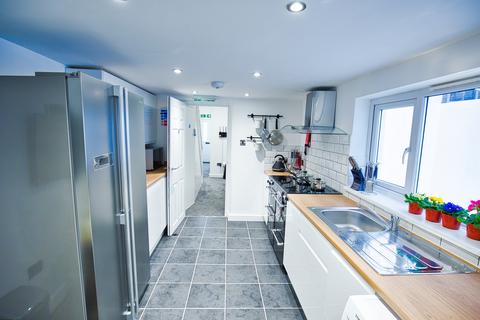 5 bedroom house share to rent, 88 Wellington Street, Gravesend, Kent, DA12
