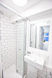 5 bedroom house share to rent, 88 Wellington Street, Gravesend, Kent, DA12