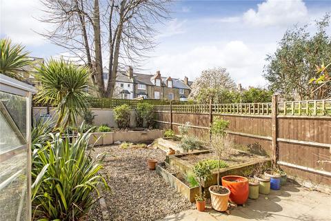 2 bedroom flat to rent, Huron Road, London, SW17