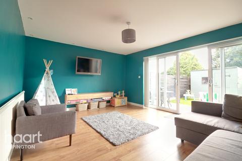 12 Aylesham Road, Orpington, BR6 0TX