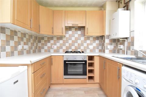 2 bedroom semi-detached house to rent, Green Park Road, Bromsgrove, Worcestershire, B60