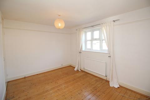 1 bedroom terraced house to rent, Grosvenor Gardens, CM12