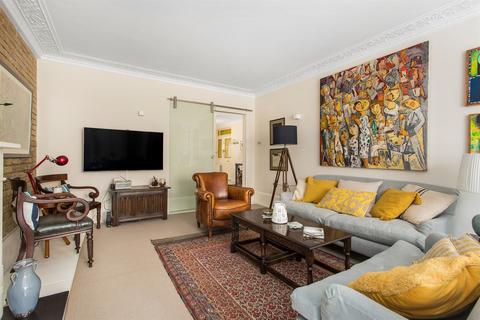 2 bedroom flat to rent, Drayton Gardens, Chelsea SW10