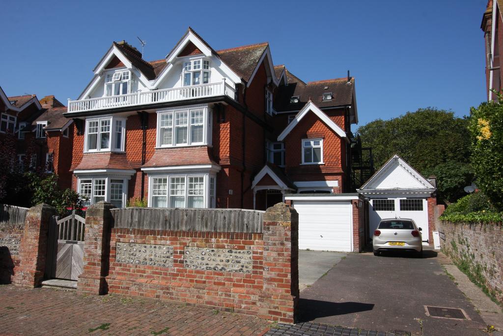 Denton Road, Eastbourne BN20 3 bed apartment £695,000