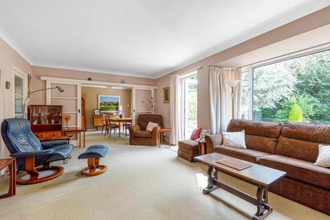 6 Fernhill Close, Woking, GU22 0DJ