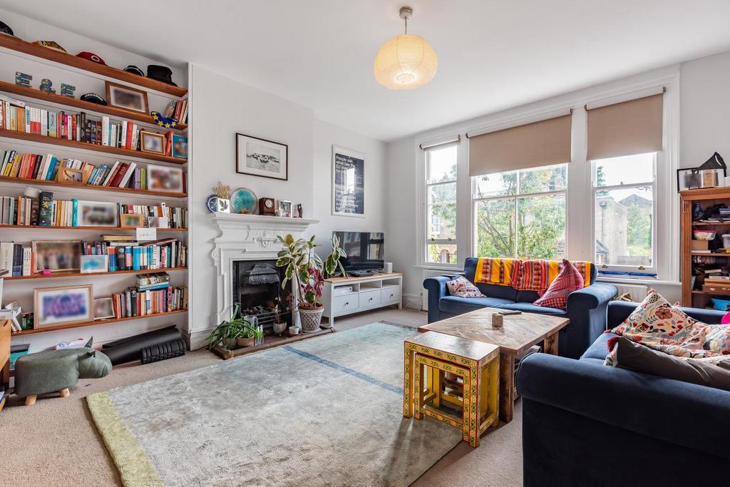 Denman Road, Peckham Rye 2 bed flat £700,000