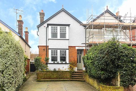 9 Blackacre Road, Theydon Bois, Epping, CM16 7LT