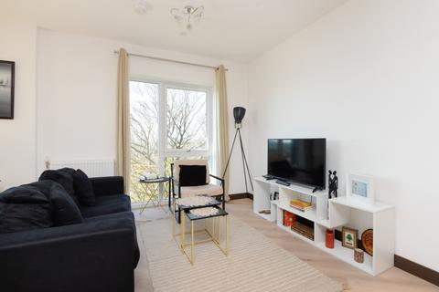 2 bedroom apartment to rent, Guinevere Point, Maidstone