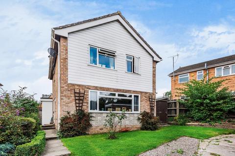 10 Townsend Close, Leominster, HR6 8QH