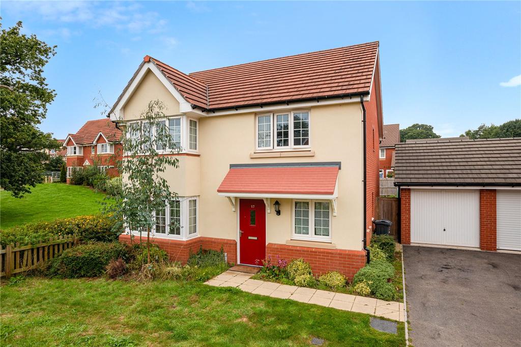 Henry Gardens, Ottery St. Mary... 4 bed detached house £495,000