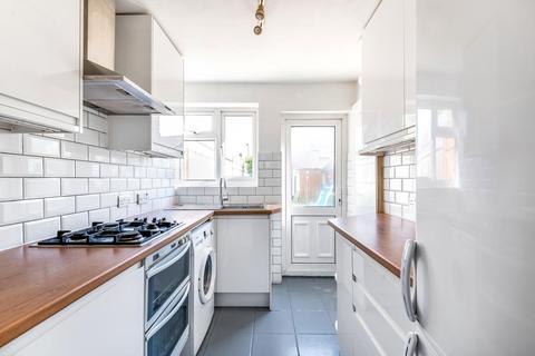 133 Biggin Hill, London, SE19 3HX