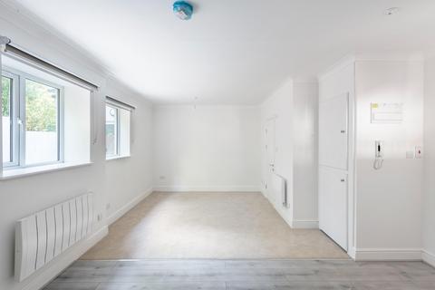undefined, Kingston Road, Raynes Park