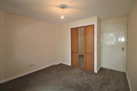 2 bedroom flat to rent, Canavan Park, Falkirk, FK2
