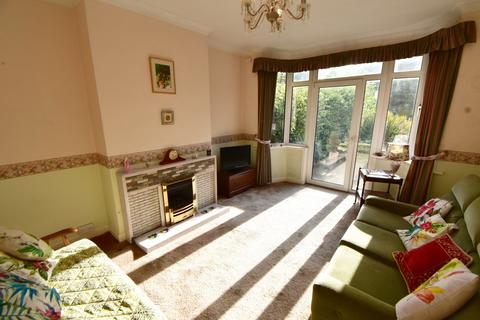 64 Bibury Road, Birmingham, B28 0HQ
