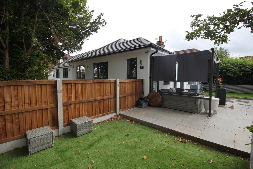 Church Road Flixton 3 bed detached bungalow £595,000