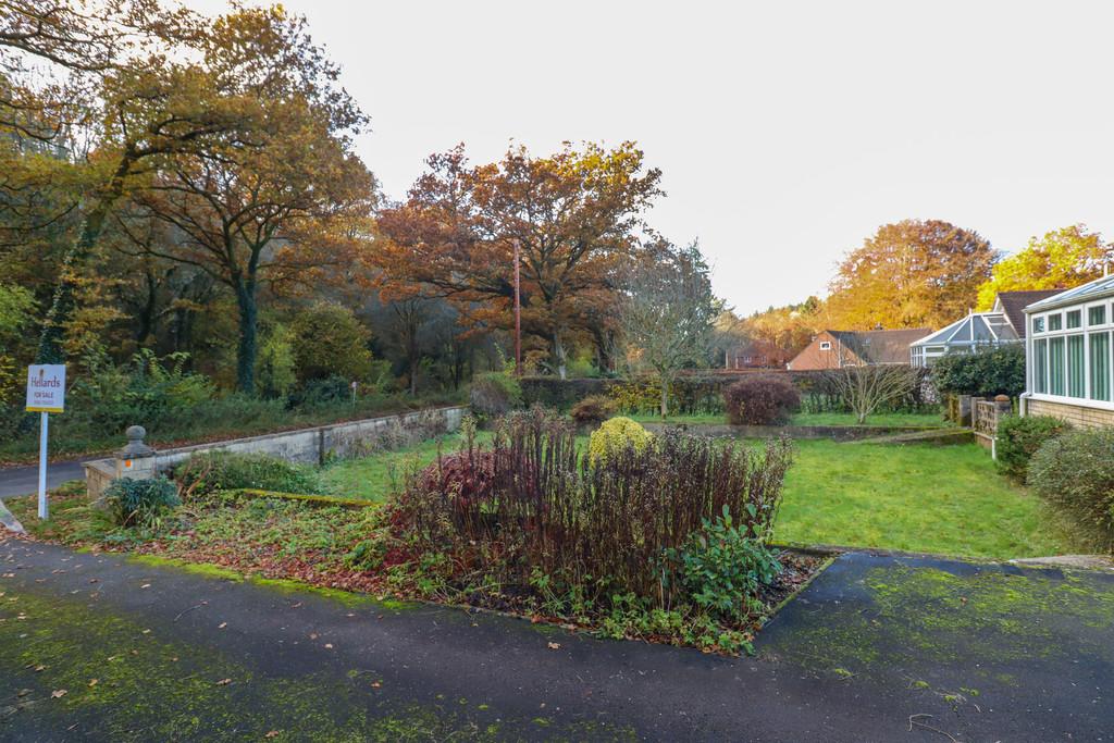 Axford Road, Ellisfield, Hampshire 2 bed detached bungalow £549,950