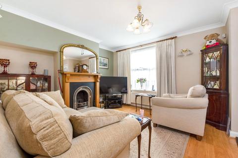 49 Framlingham Crescent, London, SE9 4AE