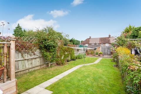 49 Framlingham Crescent, London, SE9 4AE