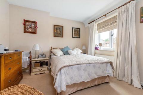 49 Framlingham Crescent, London, SE9 4AE