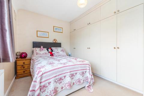 49 Framlingham Crescent, London, SE9 4AE