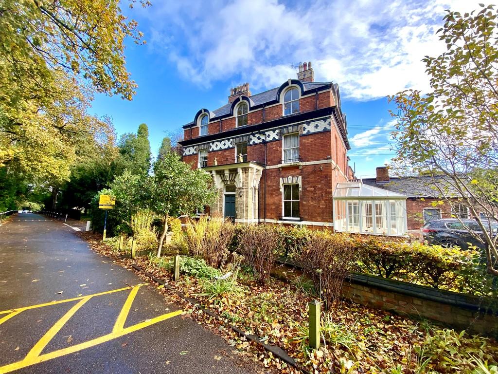 Lawn Road, Rowley Park 1 bed apartment £135,000