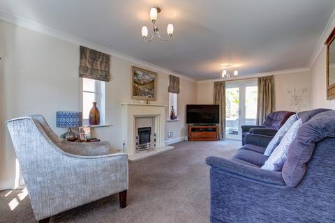 9 Joseph Perkins Close, Astwood Bank, Redditch, B96 6EQ